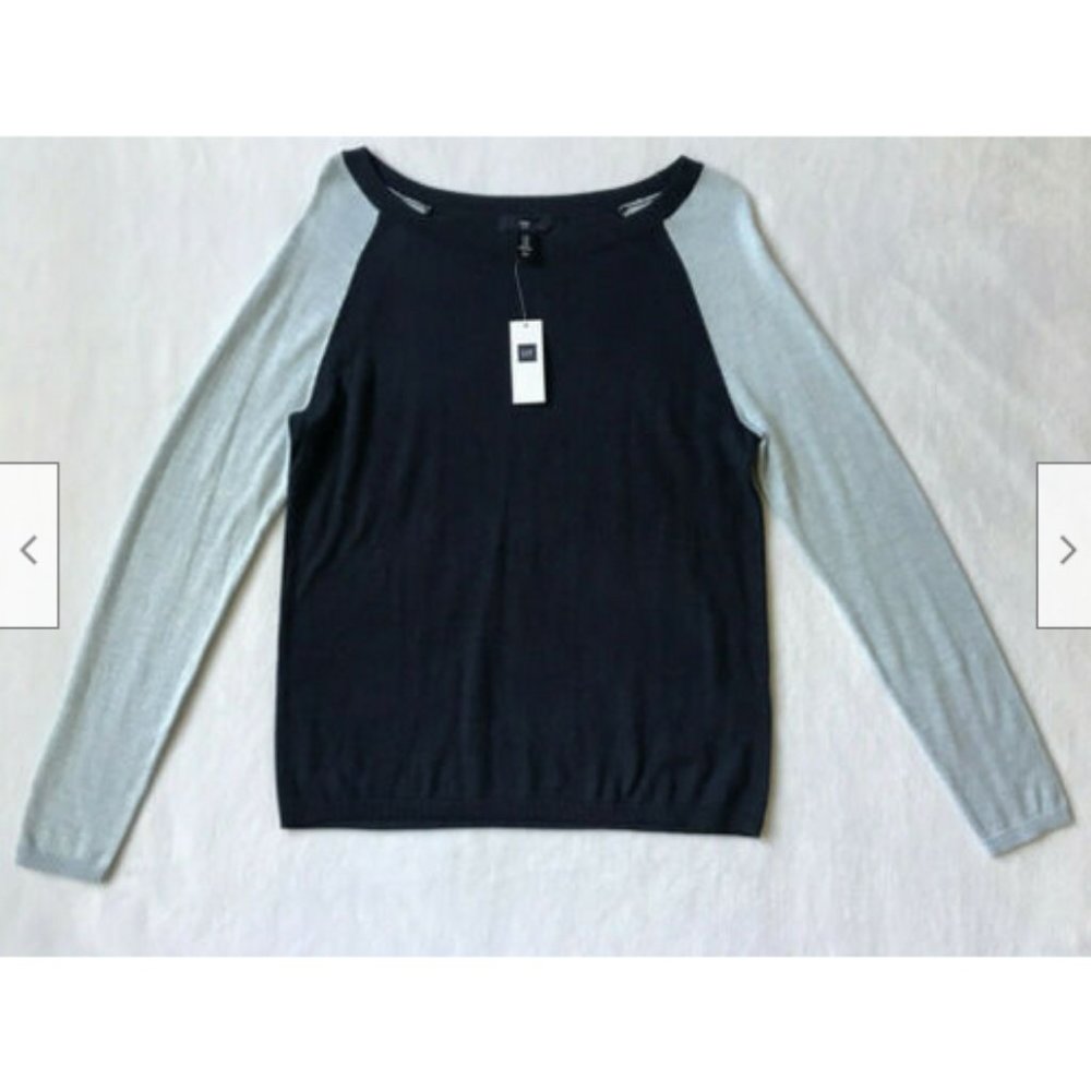 GAP Blue Raglan Sleeve Light Weight Sweater XS